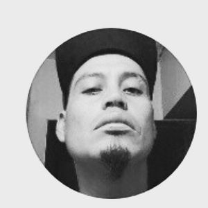 Meet your Posher, Adrian